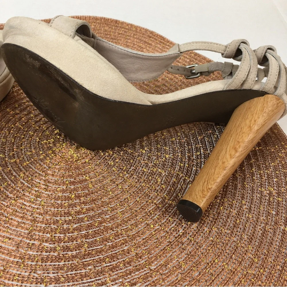 BCBGMaxAzria Runway Soft Off White Sunrise Suede Leather Sandals Size US 8.5 - Picture 8 of 11